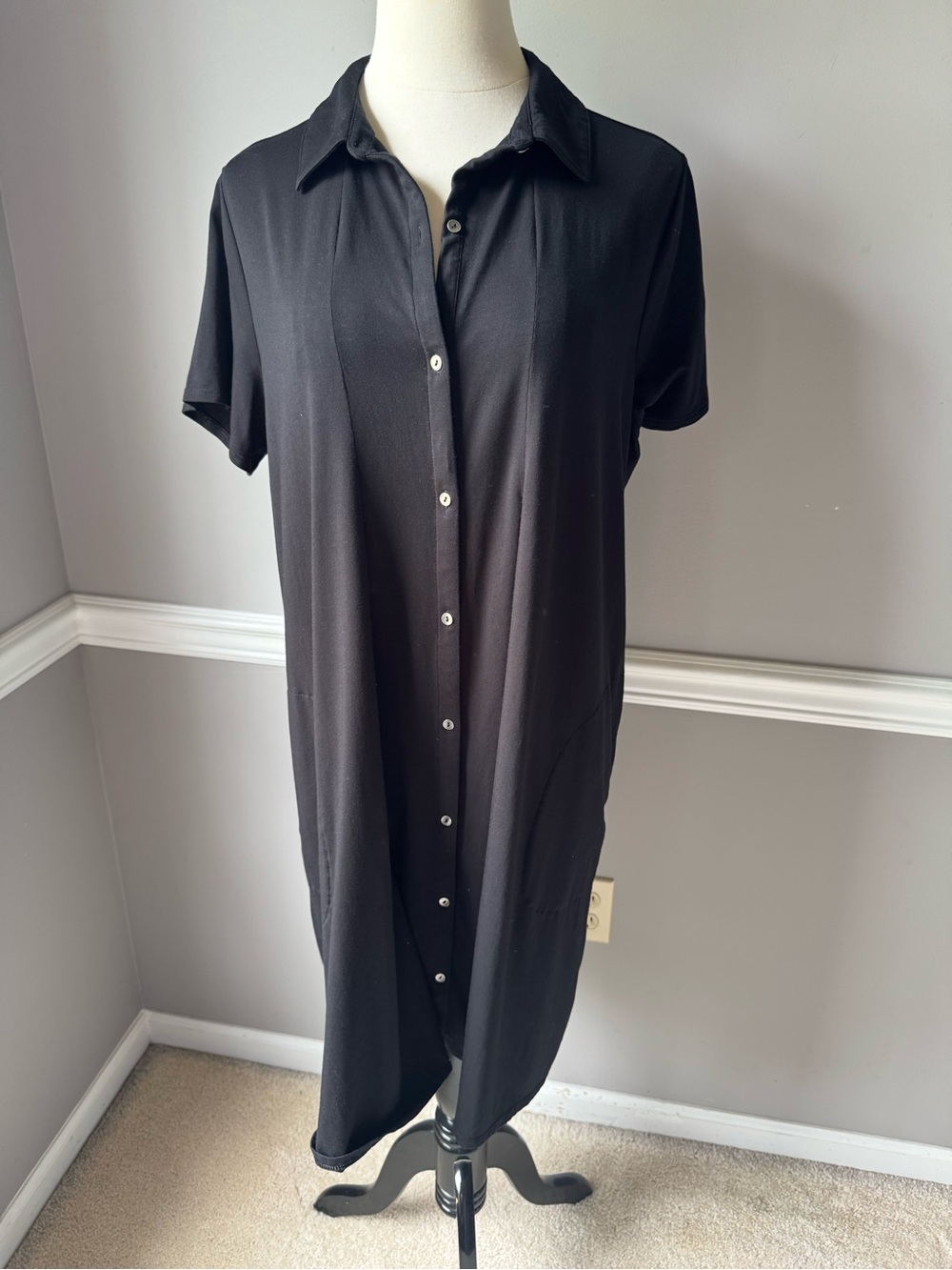 J. Jill Black Short-Sleeve Button-Front Midi Dress